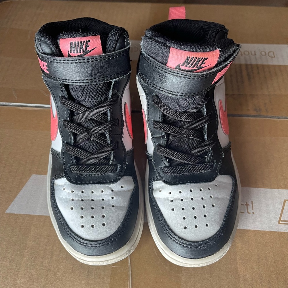 Girls high top Nike size 11c